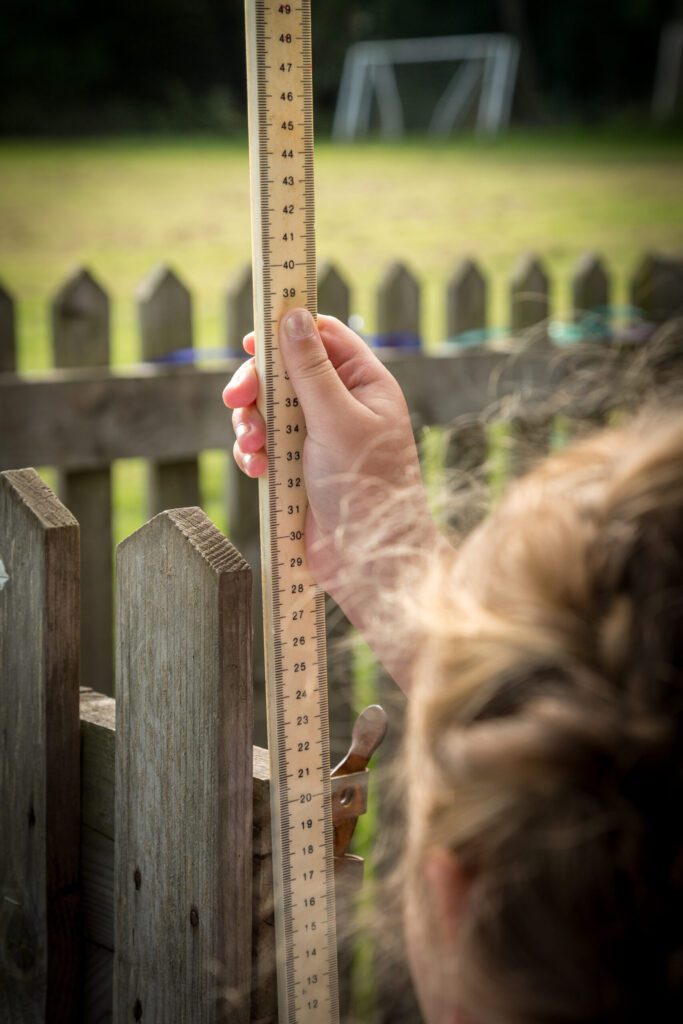 OASES Level 3 Outdoor Active Maths - Taking the Primary Curriculum Outdoors